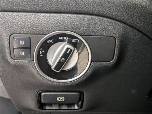 Used 2017 Mercedes-Benz GLA 250 4MATIC image 18