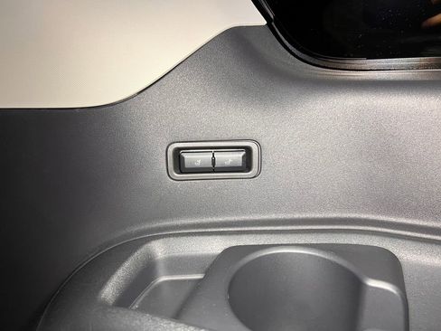 Used 2025 Ford Expedition Max Platinum image 33