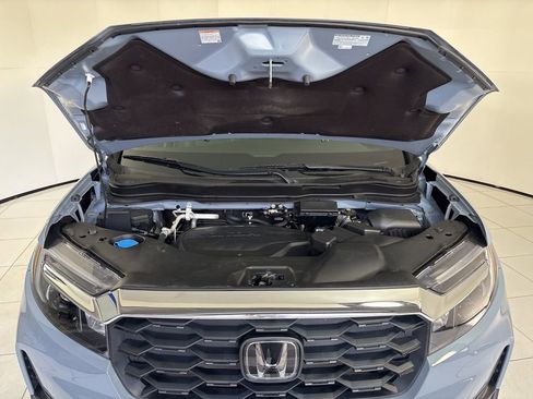 Used 2023 Honda Passport EX-L image 11