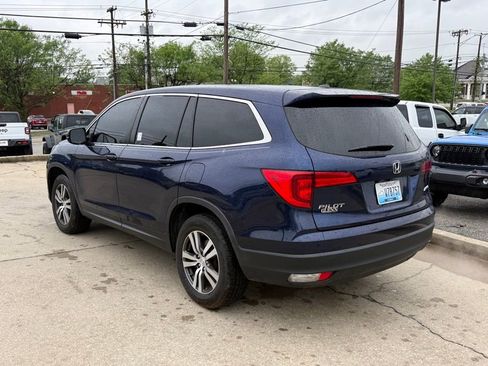 Used 2017 Honda Pilot EX image 8