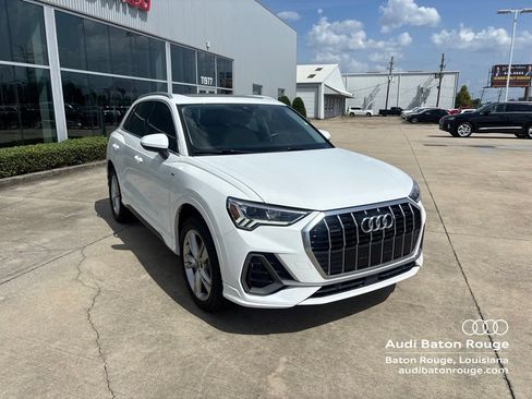 Used 2023 Audi Q3 2.0T Premium AWD/4WD image 3