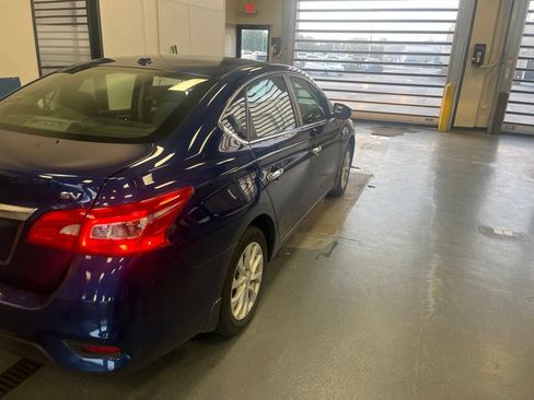 Used 2019 Nissan Sentra SV FWD image 7