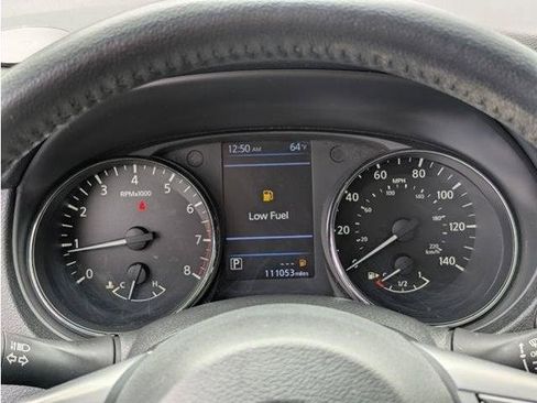 Used 2018 Nissan Rogue SV AWD/4WD image 52