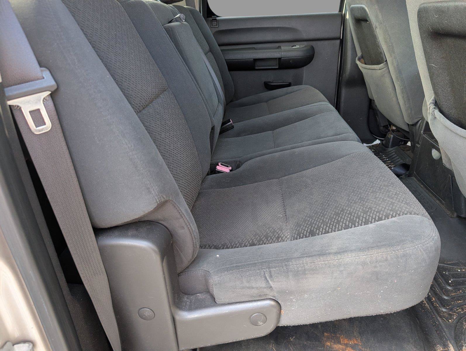 Used 2007 Chevrolet Silverado 2500 LT w/ Suspension Package, Off-Road AWD/4WD image 38