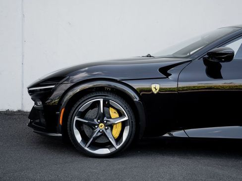 Used 2023 Ferrari Purosangue AWD/4WD image 13