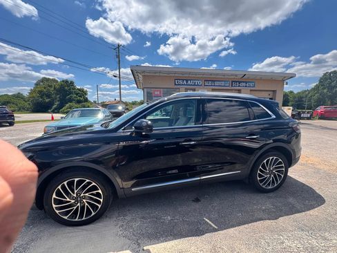 Used 2019 Lincoln Nautilus Reserve AWD/4WD image 4