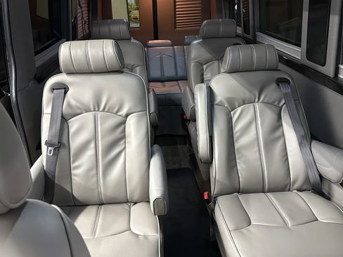 Used 2016 Mercedes-Benz Sprinter 2500 image 34