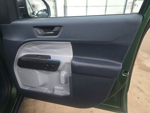 Used 2025 Ford Maverick XLT FWD image 5