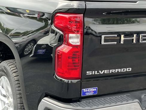 Used 2019 Chevrolet Silverado 1500 LT w/ All-Star Edition AWD/4WD image 6