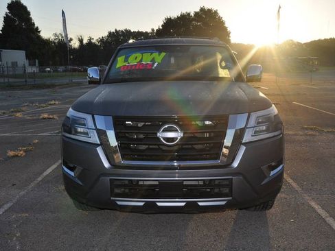 Used 2023 Nissan Armada Platinum w/ Captain's Chairs Package image 8