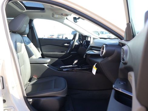 New 2026 Chevrolet Trax ACTIV w/ Sunroof Package image 42