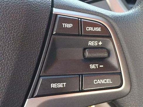 Used 2018 Hyundai Accent SE FWD image 22