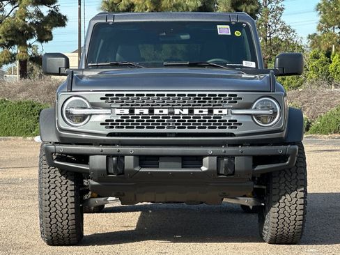 New 2026 Ford Bronco Badlands image 2