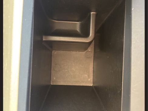 Used 2024 Nissan Rogue SV image 28