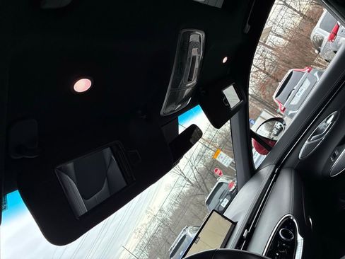 Used 2023 Genesis GV70 2.5T w/ Sport Prestige Package image 45