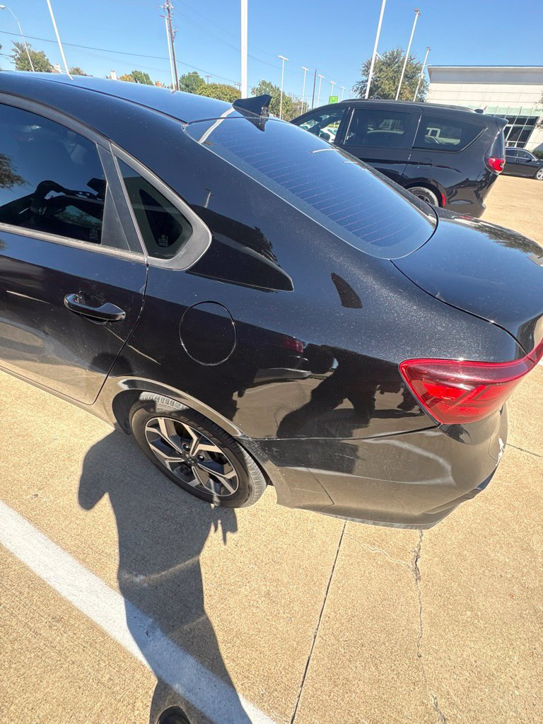 Used 2020 Kia Forte LXS FWD image 18