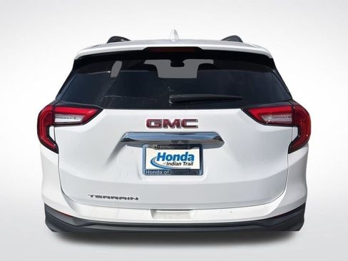 Used 2022 GMC Terrain SLE w/ Driver Convenience Package image 6