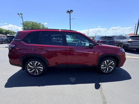Used 2026 Subaru Forester Touring AWD/4WD image 2