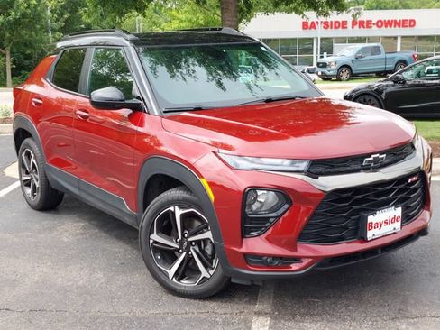 Used 2023 Chevrolet TrailBlazer RS AWD/4WD image 2