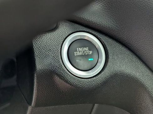 Certified 2023 Chevrolet Equinox LT AWD/4WD image 21