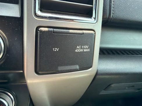 Used 2015 Ford F150 Lariat w/ Equipment Group 501A Mid AWD/4WD image 40
