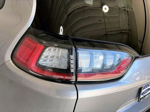 Used 2021 Jeep Cherokee Latitude image 29