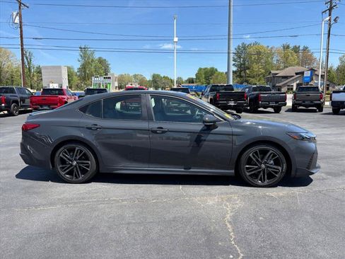 Used 2025 Toyota Camry XSE w/ Premium Package FWD image 2