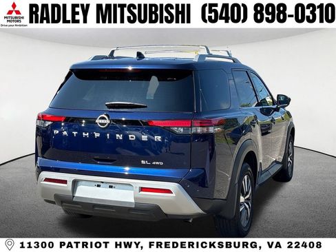 Used 2023 Nissan Pathfinder SL AWD/4WD image 20