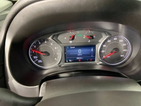 Used 2024 GMC Terrain SLE FWD image 29