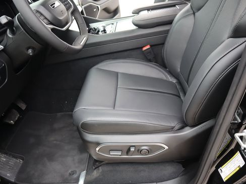 New 2026 Jeep Grand Wagoneer Limited AWD/4WD image 12
