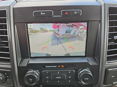 Used 2018 Ford F150 XLT w/ Equipment Group 302A Luxury AWD/4WD image 23