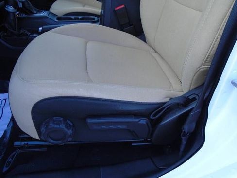 Used 2021 Jeep Wrangler Unlimited Sahara image 16