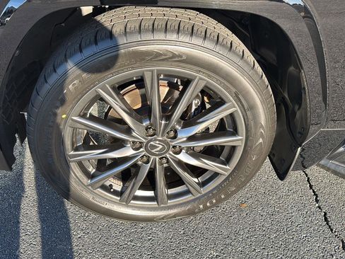 Used 2024 Lexus LX 600 F Sport image 32