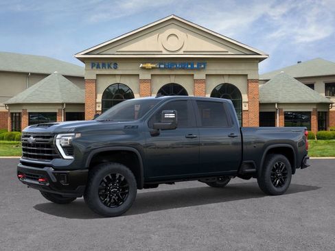 New 2026 Chevrolet Silverado 2500 LT image 3