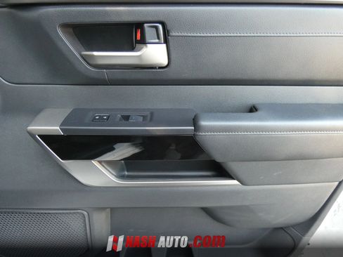Used 2024 Toyota Tundra Limited AWD/4WD image 35