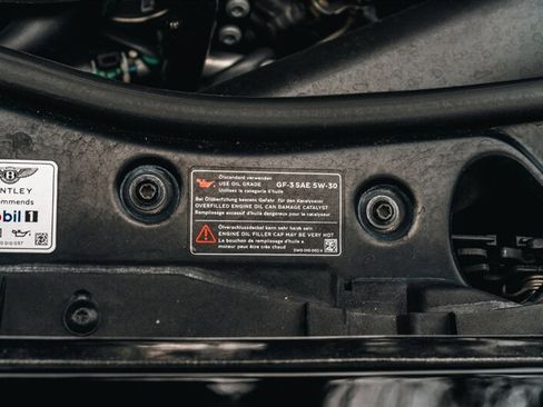 Used 2017 Bentley Continental GT image 36