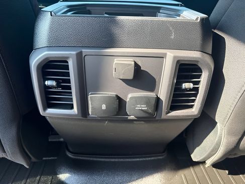 Used 2018 Ford F150 XLT w/ Equipment Group 302A Luxury AWD/4WD image 13