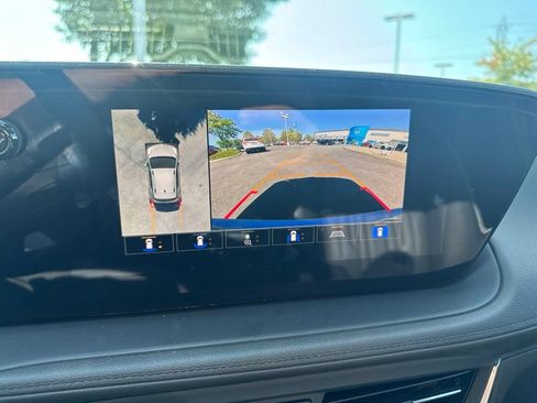 Used 2024 Buick Encore GX Avenir w/ Avenir Technology Package FWD image 18