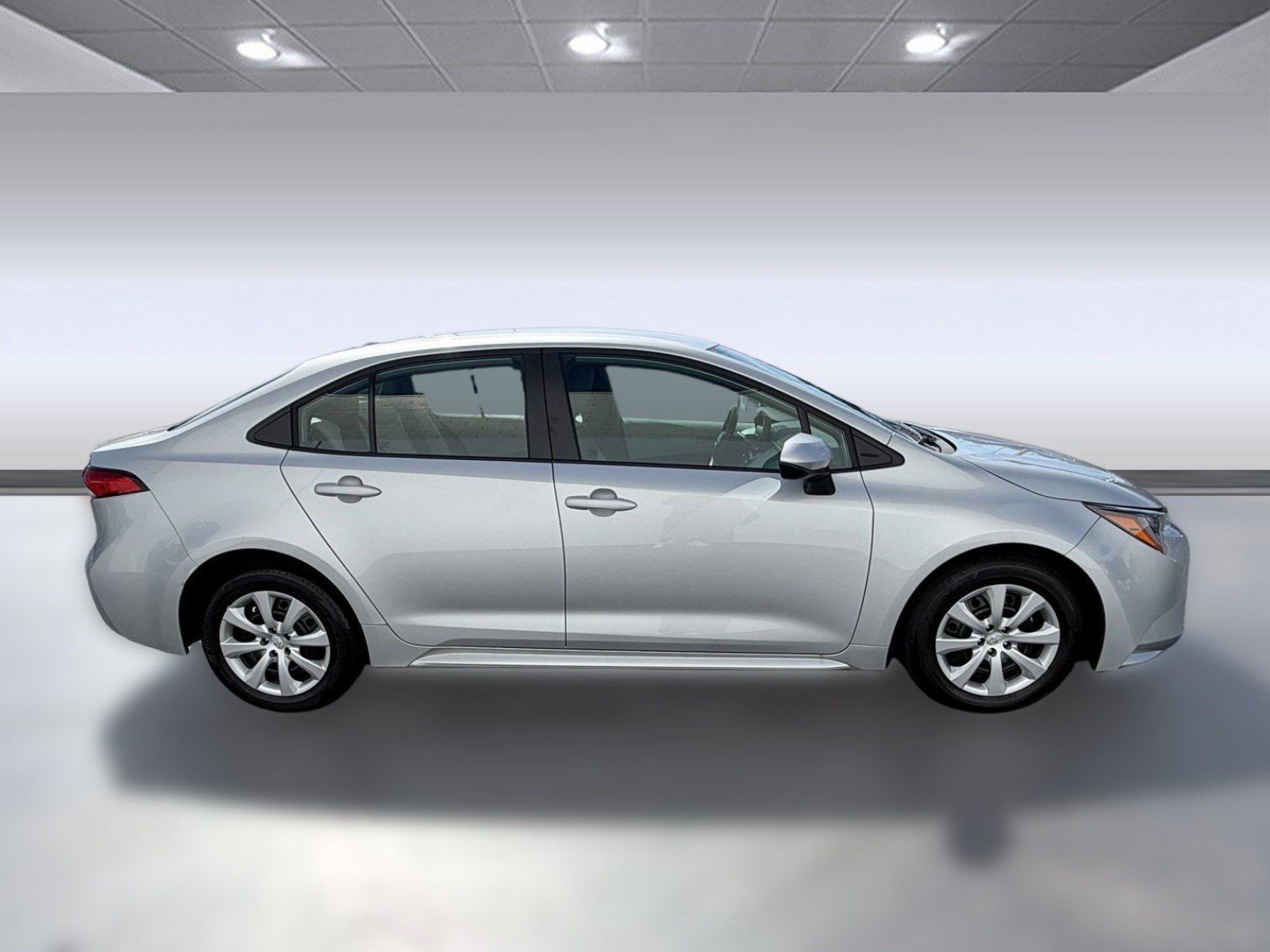 Used 2026 Toyota Corolla LE FWD image 7