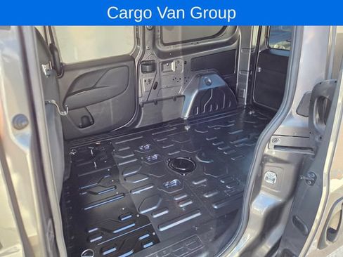 Used 2022 RAM ProMaster City Tradesman FWD image 17