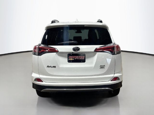 Used 2017 Toyota RAV4 XLE w/ Carpet Mat Package AWD/4WD image 8