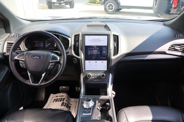Certified 2024 Ford Edge ST-Line AWD/4WD image 35