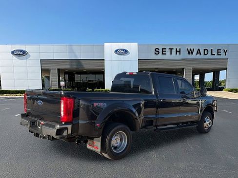 Used 2023 Ford F350 XLT w/ FX4 Off-Road Package image 7
