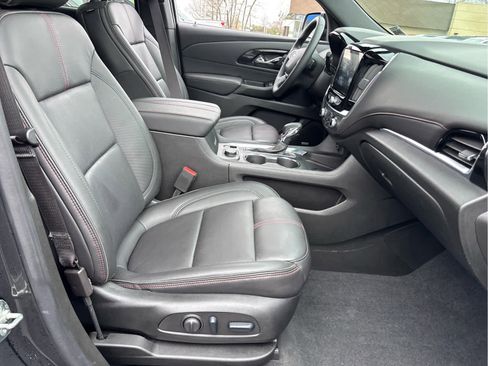 Certified 2023 Chevrolet Traverse RS w/ LPO, Floor Liner Package image 22