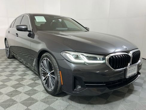 Certified 2022 BMW 530i w/ Executive Package image 4