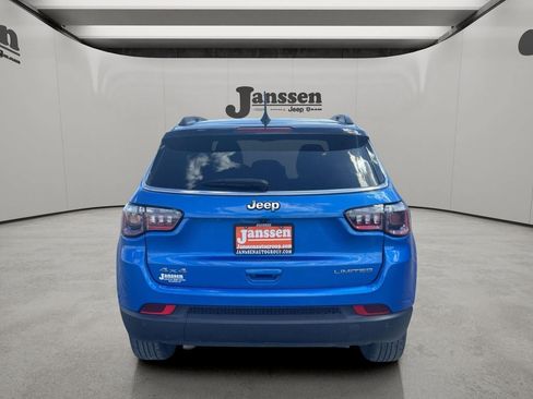 Used 2025 Jeep Compass Limited AWD/4WD image 3