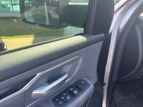 Used 2022 RAM 1500 Big Horn image 9