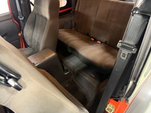 Used 2005 Jeep Wrangler X AWD/4WD image 10