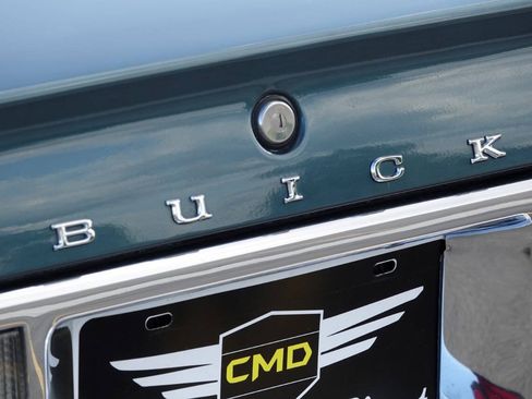 Used 1993 Buick Park Avenue Ultra FWD image 54