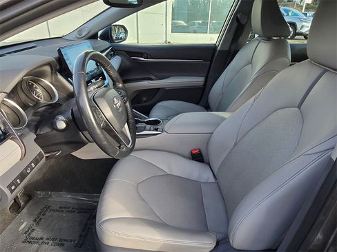 Certified 2021 Toyota Camry XLE w/ Navigation Upgrade Package image 22